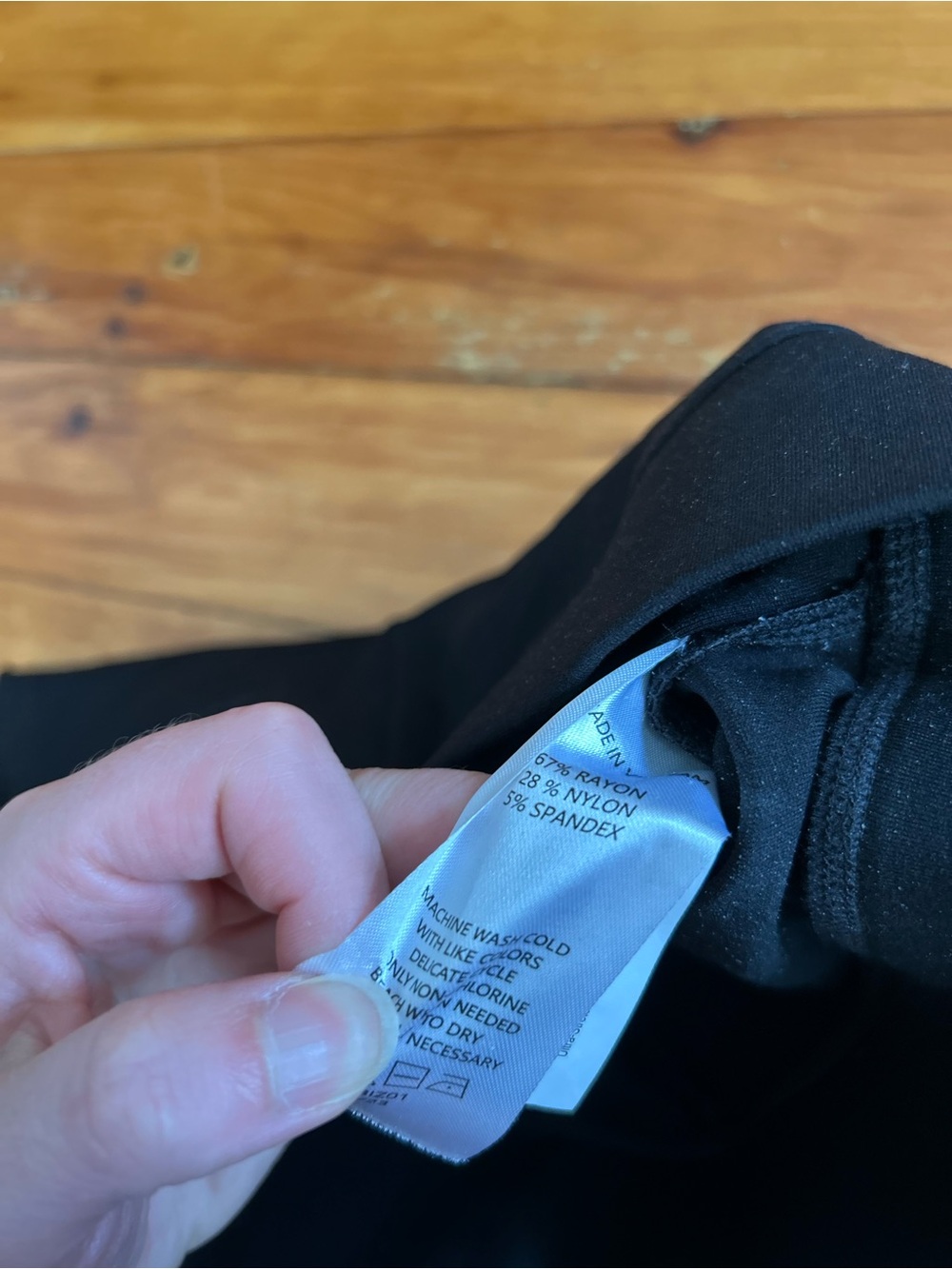 ☀️3/$25 Quince Kick Flare Ponte Pants medium black - Picture 6 of 8